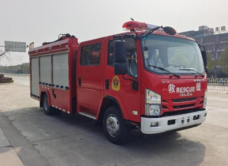 楚胜牌 CSC5100GXFSG40/06 型五十铃水罐消防车