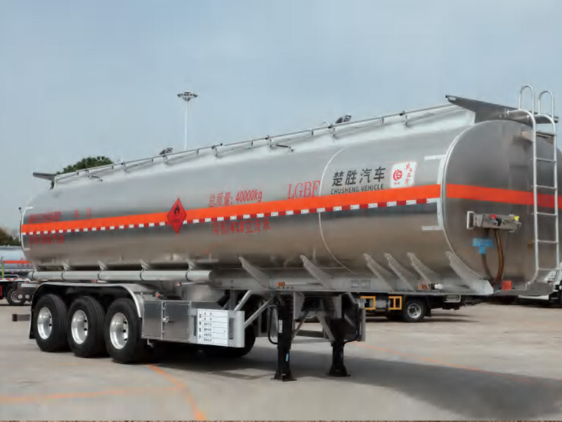罐式半挂车